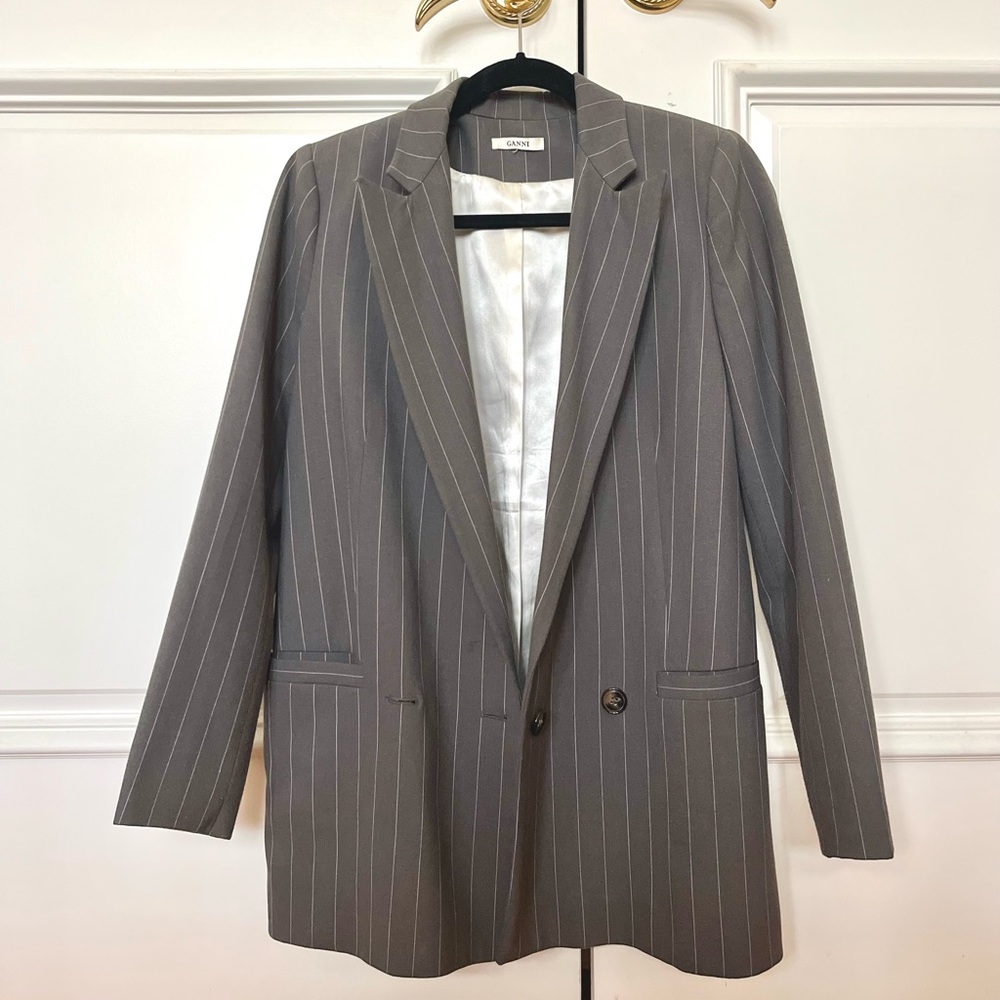 Ganni Oversized Gray Hewitt Pinstriped Cady Blazer Jacket Size 34 / S